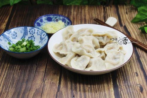 方饺皮怎么包饺子视频,方饺皮饺子包法全解析
