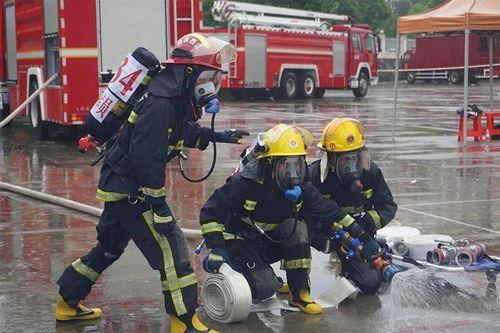 全国消防大比武视频,英勇无畏，火焰蓝的巅峰对决