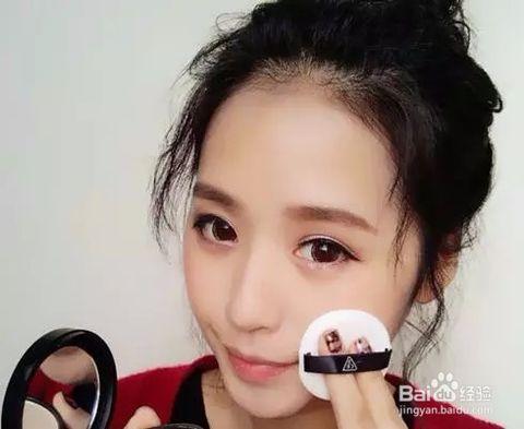 新手学化妆视频,跟随视频教程轻松掌握化妆技巧
